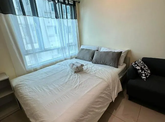 Modern Living In Makati Manila